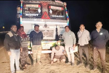 भंडाऱ्यात अवैध रेती वाहतुकीप्रकरणी 10 ब्रास रेतीसह ट्रक जप्त