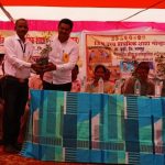 गोन्हा येथील जिल्हा परिषद शाळेत आयोजित केंद्रस्तरीय क्रीडा स्पर्धा व सांस्कृतिक महोत्सवातील विद्यार्थ्यांचे सादरीकरण